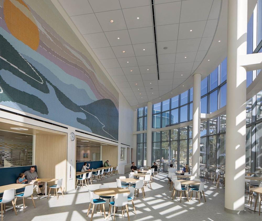 Kaiser Permanente San Marcos &mdash; public concourse and orientation space