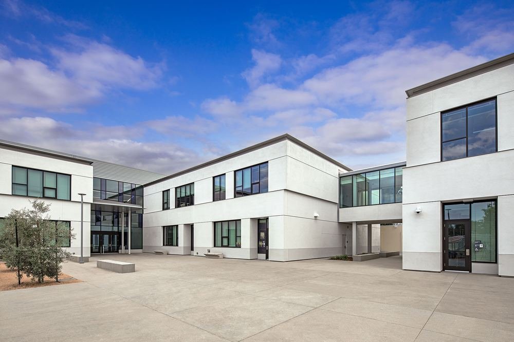 North Hollywood High School &mdash; teaching wing and circulation