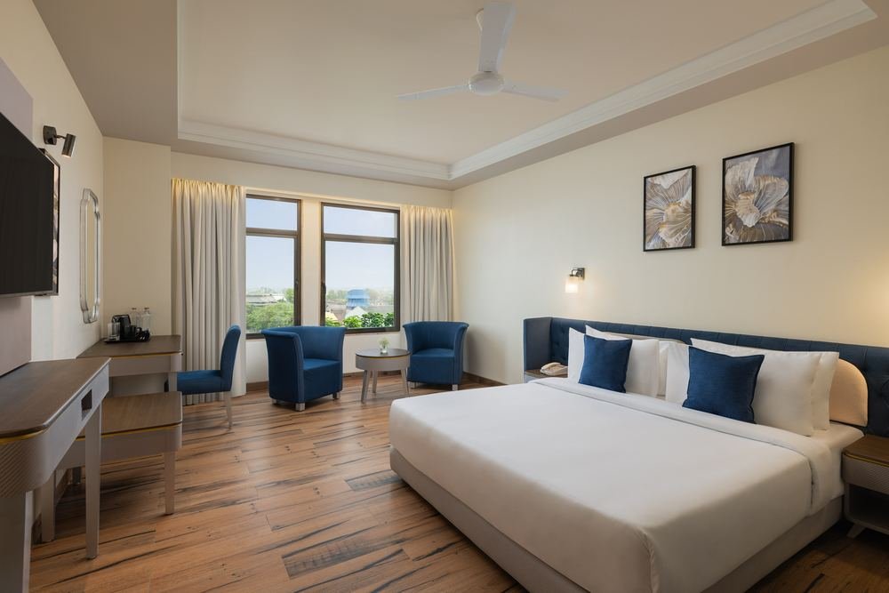 Guest room