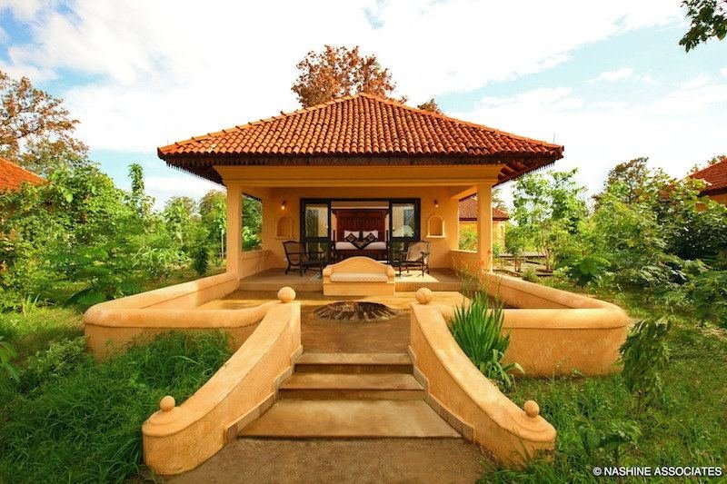 Cottage veranda and fire pit