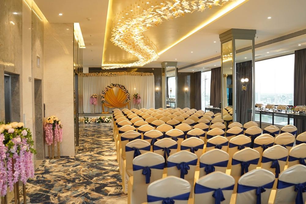 Solitaire Banquet Hall set for a function