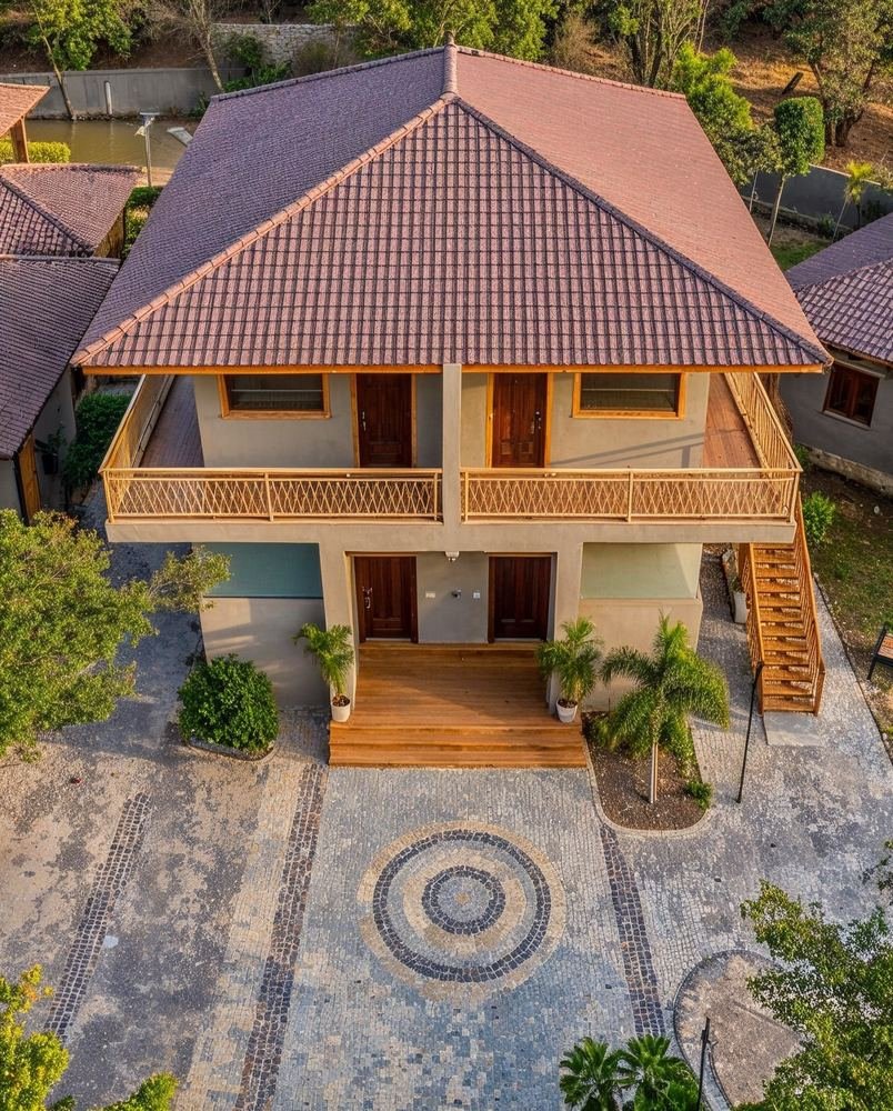 Cottage roof and circular paving from above